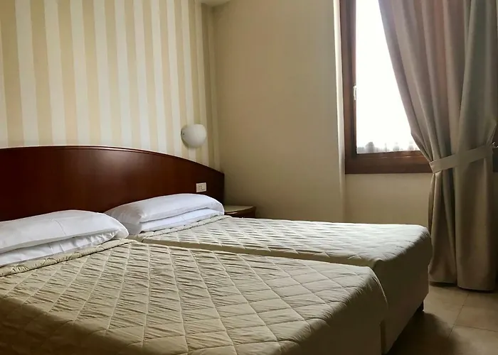 Hotel Roma Garda (Verona)