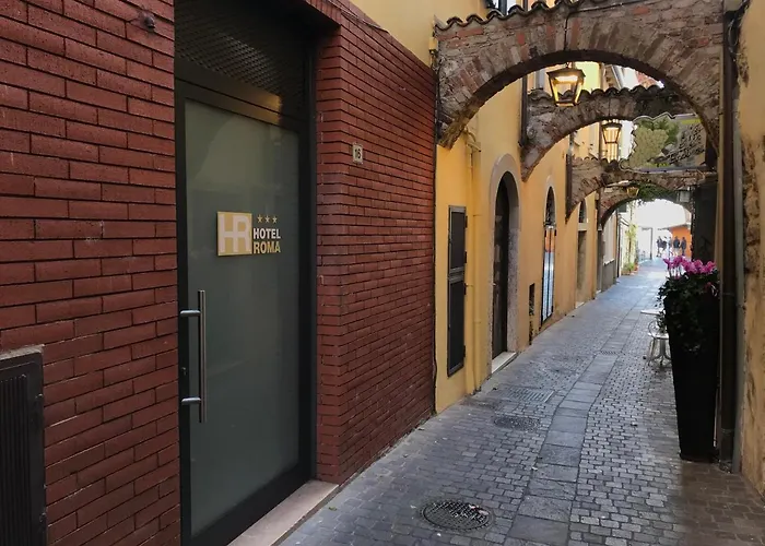 Roma ホテル