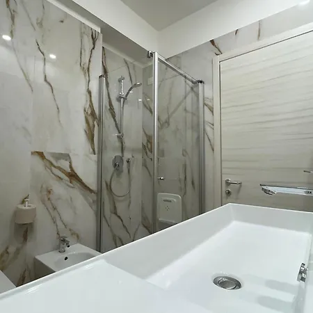 Otel Roma Garda (Verona)